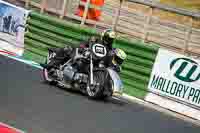 Vintage-motorcycle-club;eventdigitalimages;mallory-park;mallory-park-trackday-photographs;no-limits-trackdays;peter-wileman-photography;trackday-digital-images;trackday-photos;vmcc-festival-1000-bikes-photographs